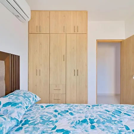 Apartment Apartamento Piso Alto Torices 2